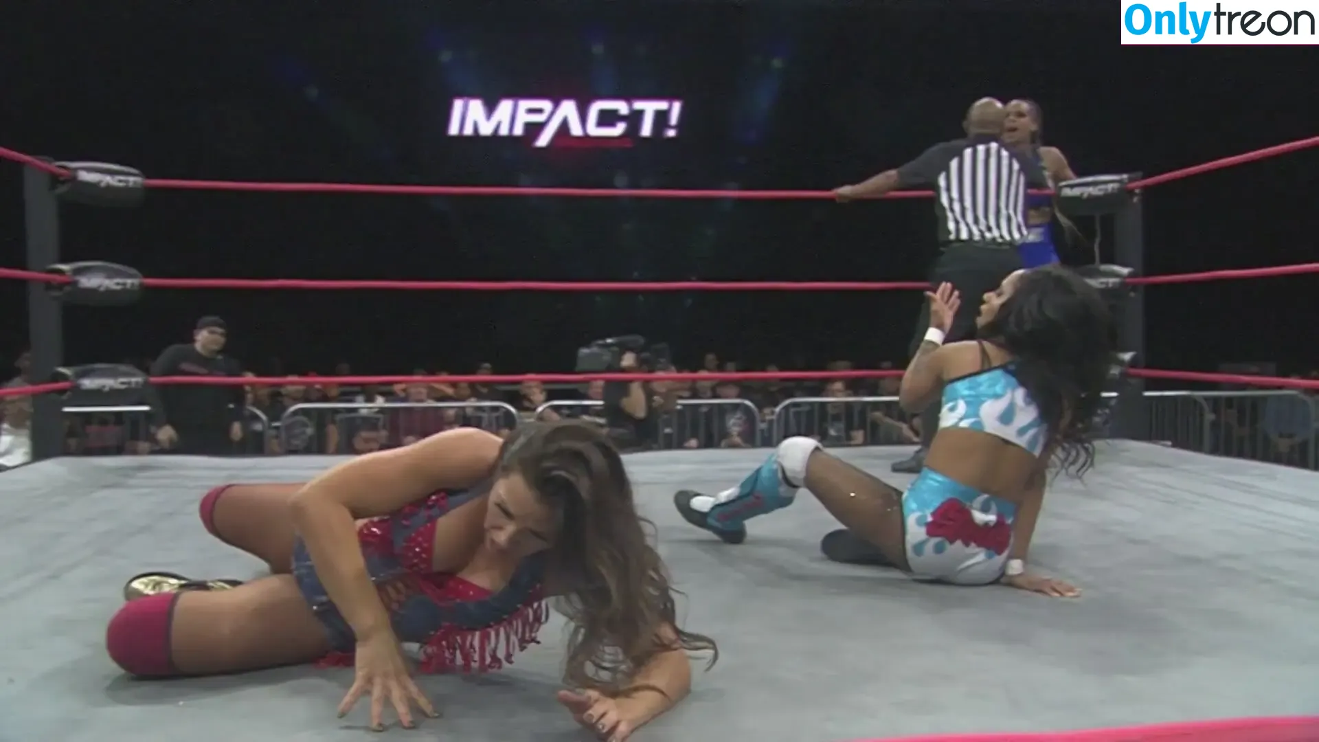 Mickie James nude photo #0407 (michelejames / themickiejames)