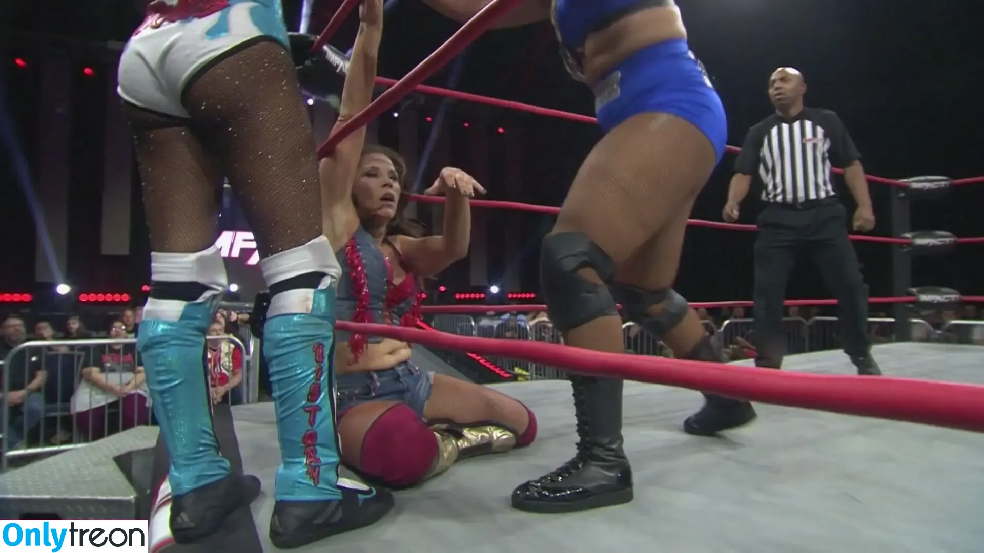 Mickie James nude photo #0425 (michelejames / themickiejames)