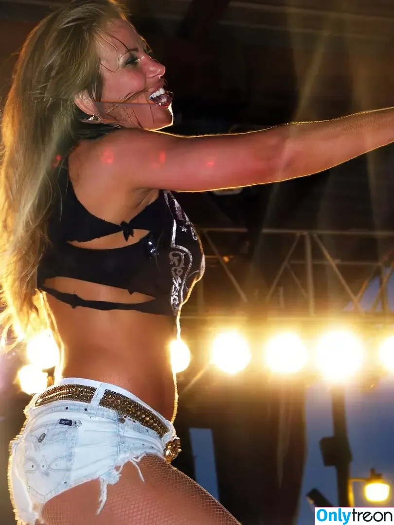 Mickie James nude photo #0923 (michelejames / themickiejames)