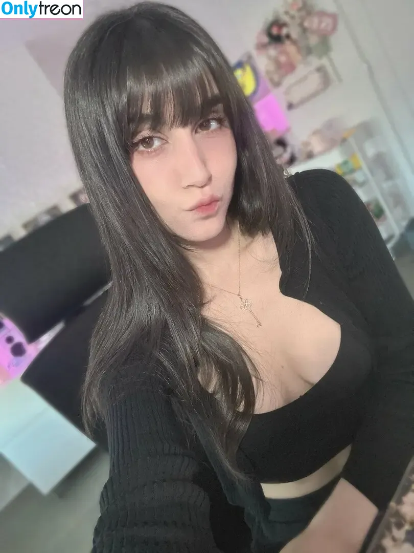 Midna nude photo #0381 (ashprincessmidna / midnababy)