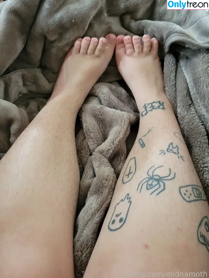 midnamoth nude photo #0013 (minteamoth)