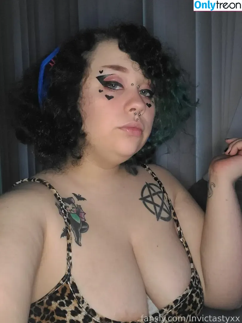 midnamoth nude photo #0014 (minteamoth)