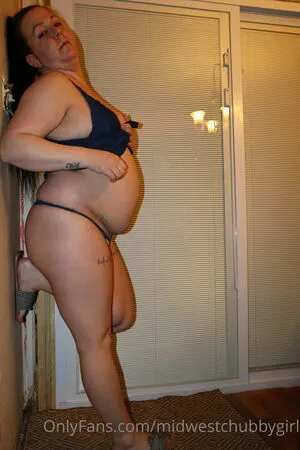 midwestchubbygirl / midwestchubbyyy nude photo #0005