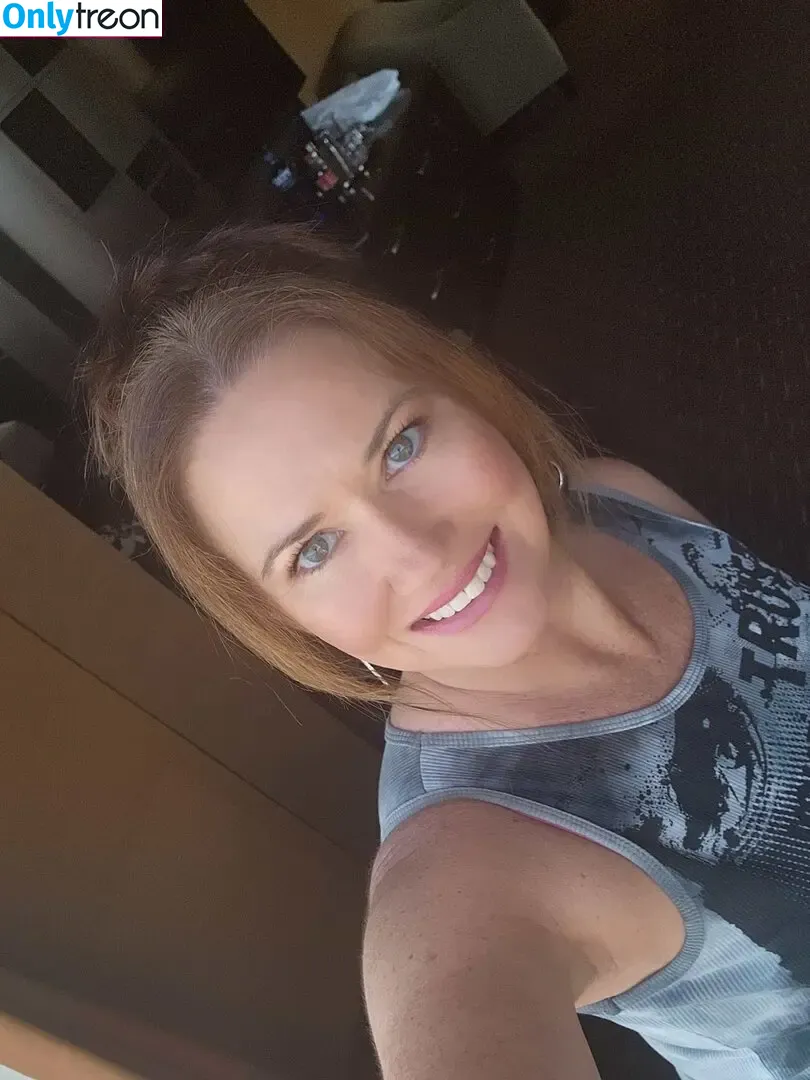 midwestsweetheart2023 nude photo #0080 (Alora)