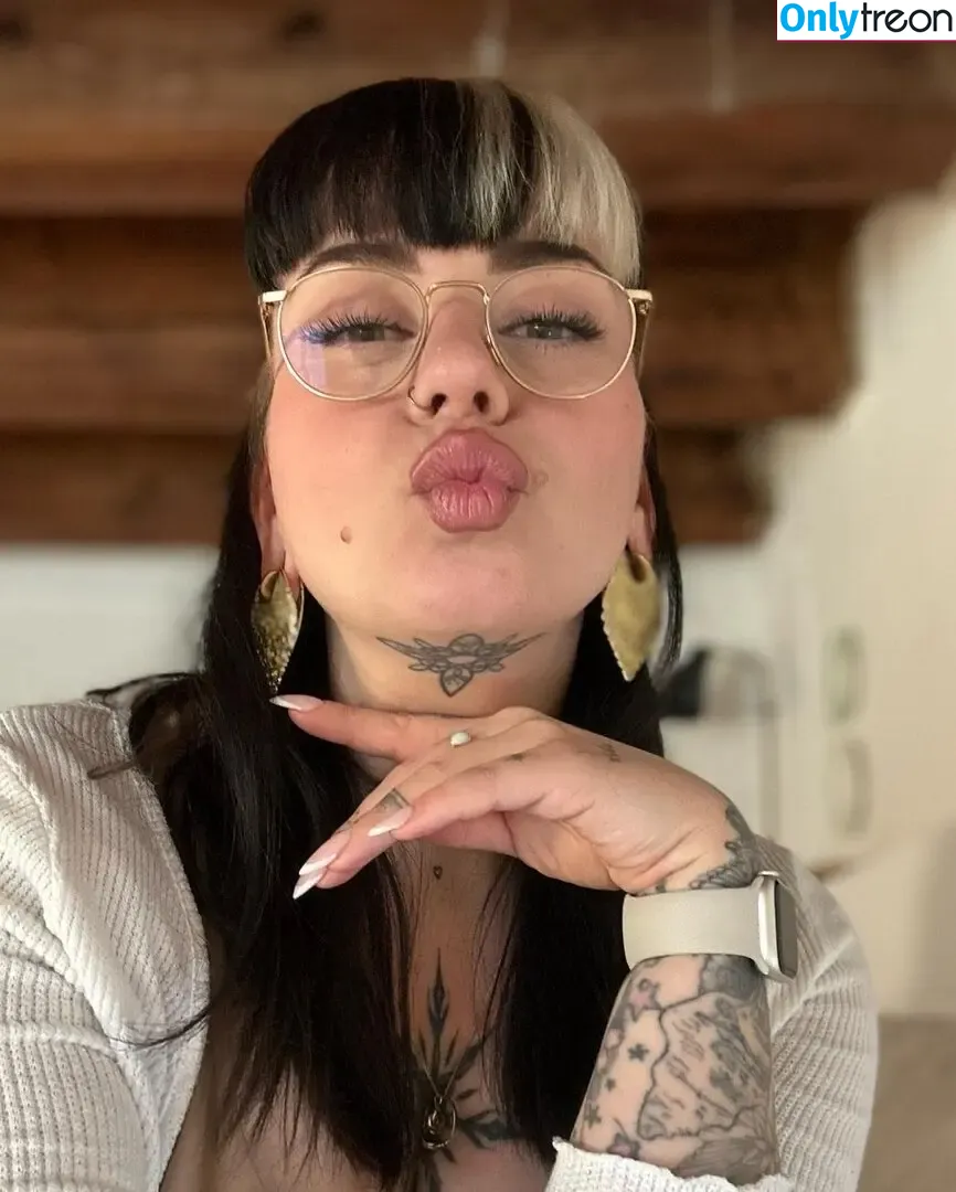 Miezekatz Caro nude photo #0035 (miezekatz______)