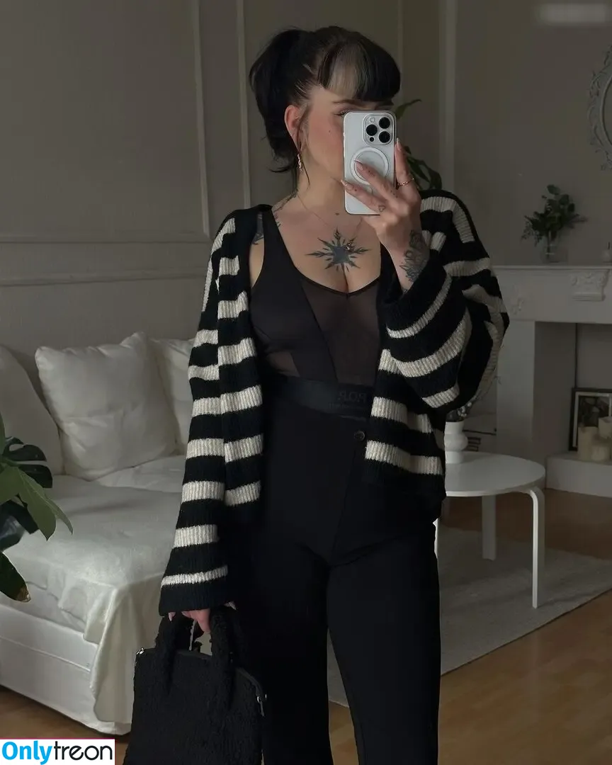 Miezekatz Caro nude photo #0042 (miezekatz______)