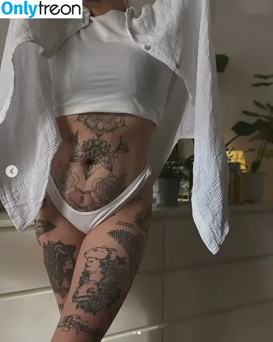 Miezekatz Caro nude photo #0097 (miezekatz______)