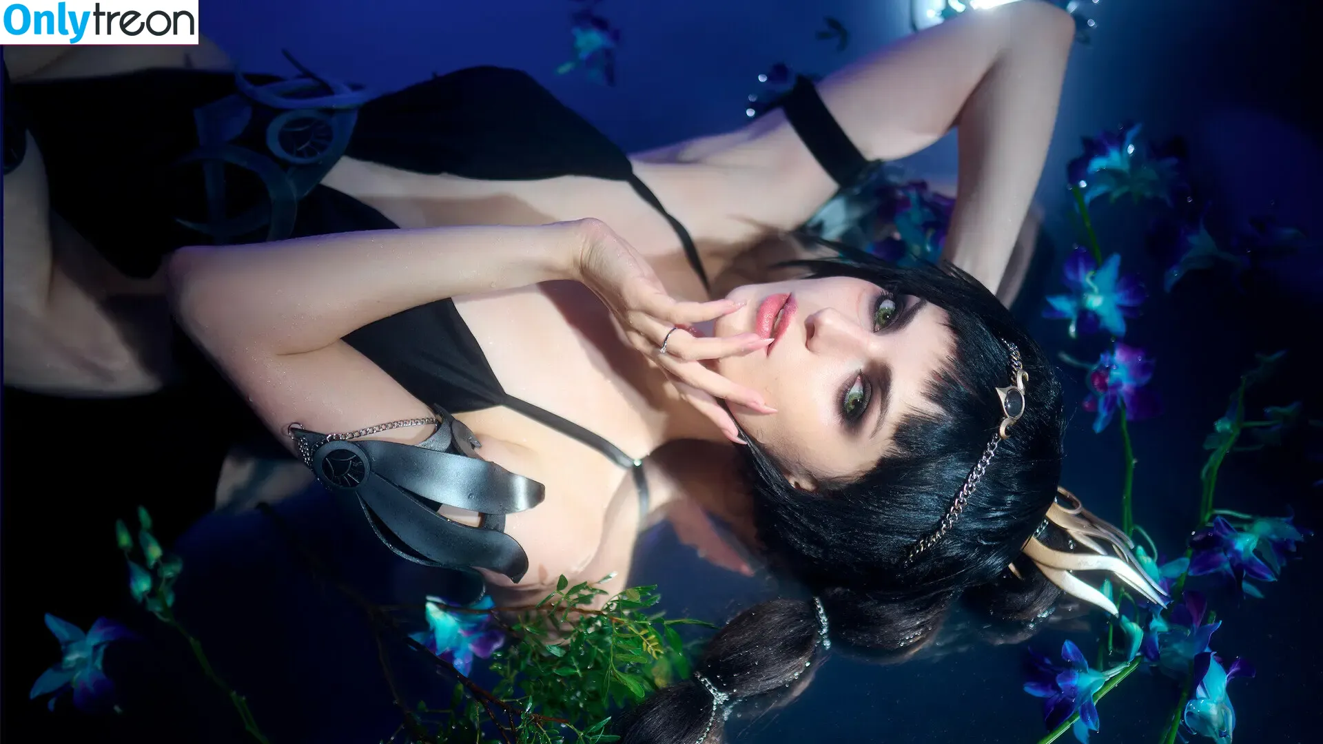MightyRaccoon голая photo #0388 (Alice Spiegel)