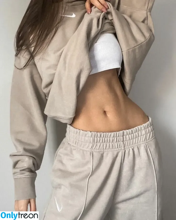 Mihaela Raducu nude photo #0009 (raducumihaela / user)