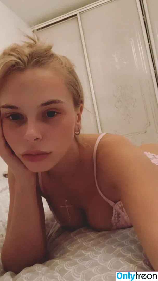 Mihalina Novakovskaya nude photo #0013 (mihalina_novakovskaya)
