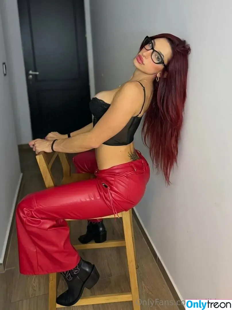 miiki.xx nude photo #0110 (mikiistar_xo)