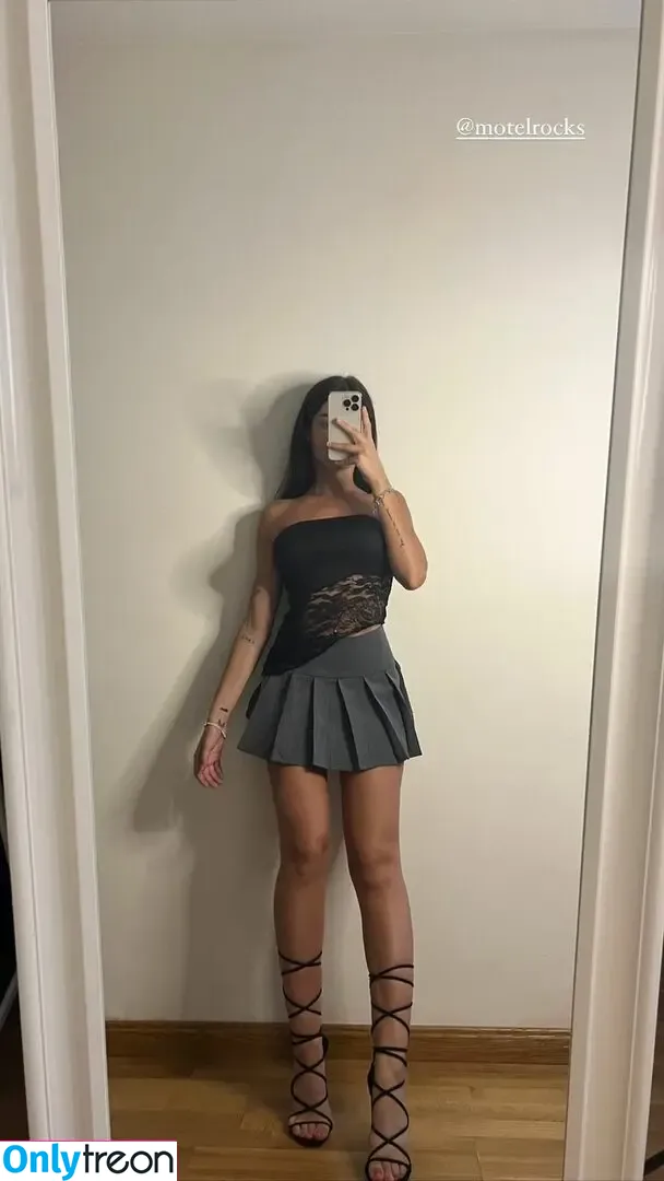 miiriiamherrero nude photo #0017 (miiriiamherrero)