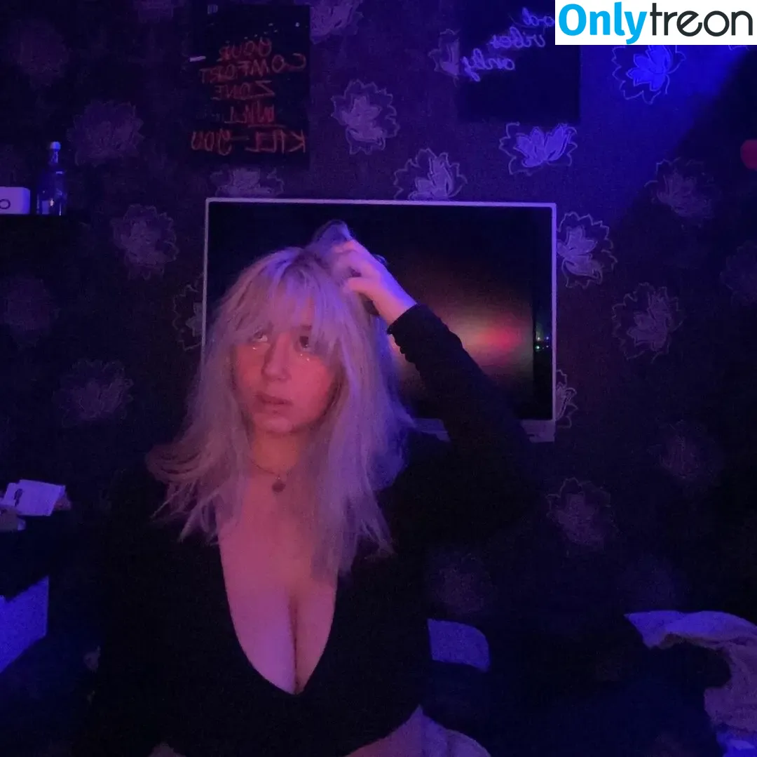 Mikaela B голая photo #0022 (mikaela23 / mikaelabeando)
