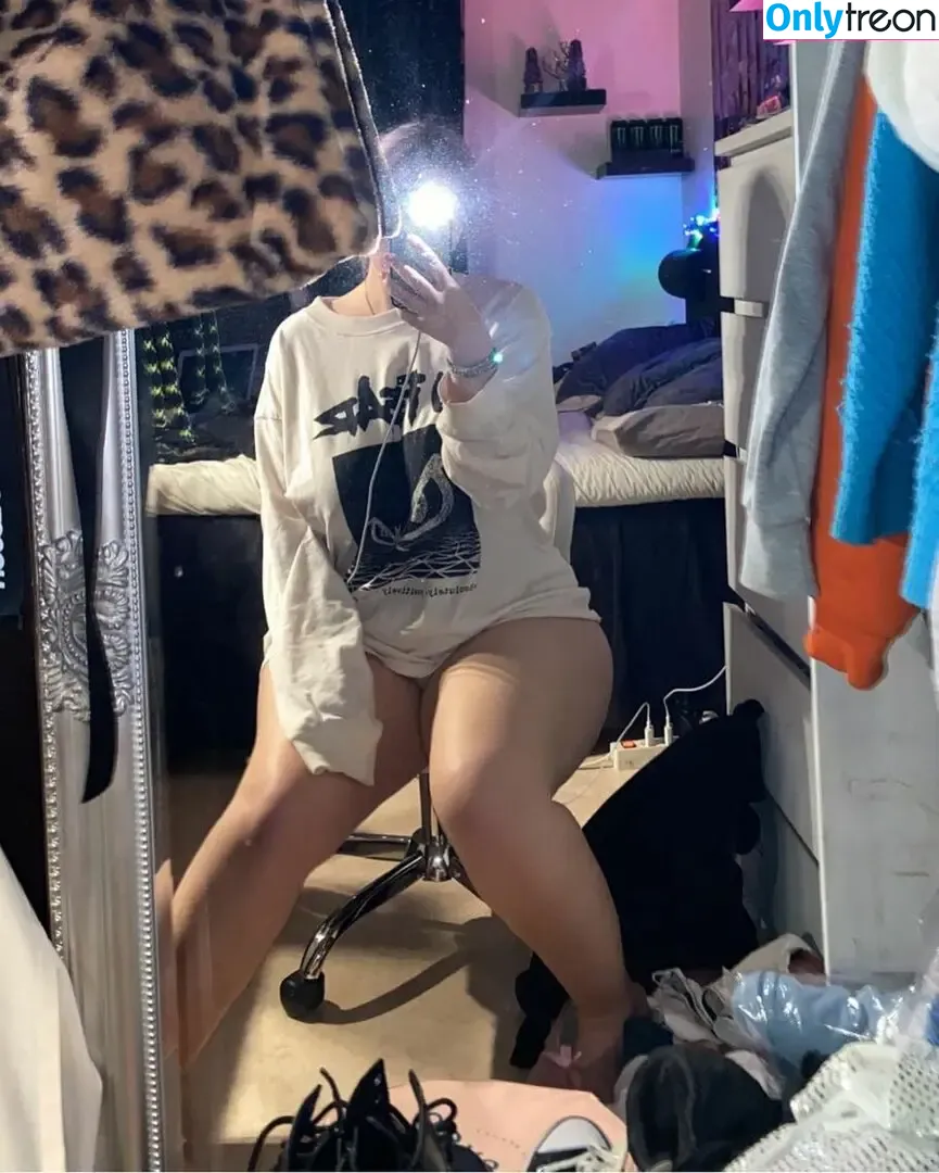 Mikaela B голая photo #0031 (mikaela23 / mikaelabeando)