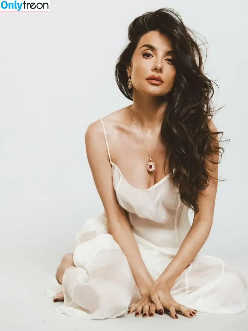Mikaela Hoover голая photo #0259 (mikaela)