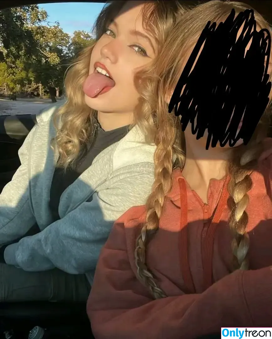 Mikah Lynn nude photo #0019 (crybabymak / m1k44h / mikahhlynn / mikahlyynn / myekuh)