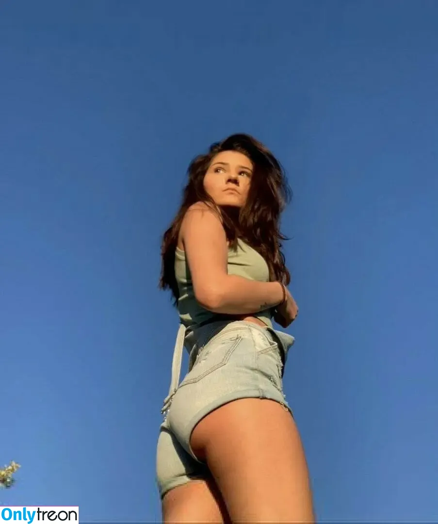 mikayla_fh nude photo #0088 (mikaylafh)