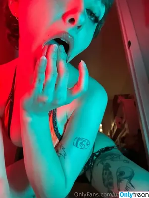 Mikayla Skinner / Mikayyyla / mykaylaskinner2016 / y0ur.dads.fav nude photo #0011