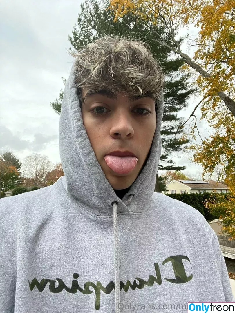 mikeybarone nude photo #0007 (mikeybarone)