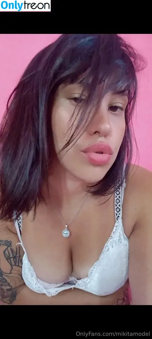 mikicurvymom nude photo #0001 (mikulmom)