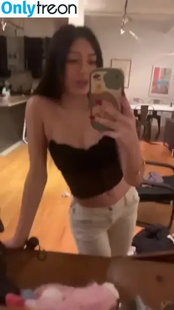 Miku Martineau nude photo #0034 (miku.martineau)