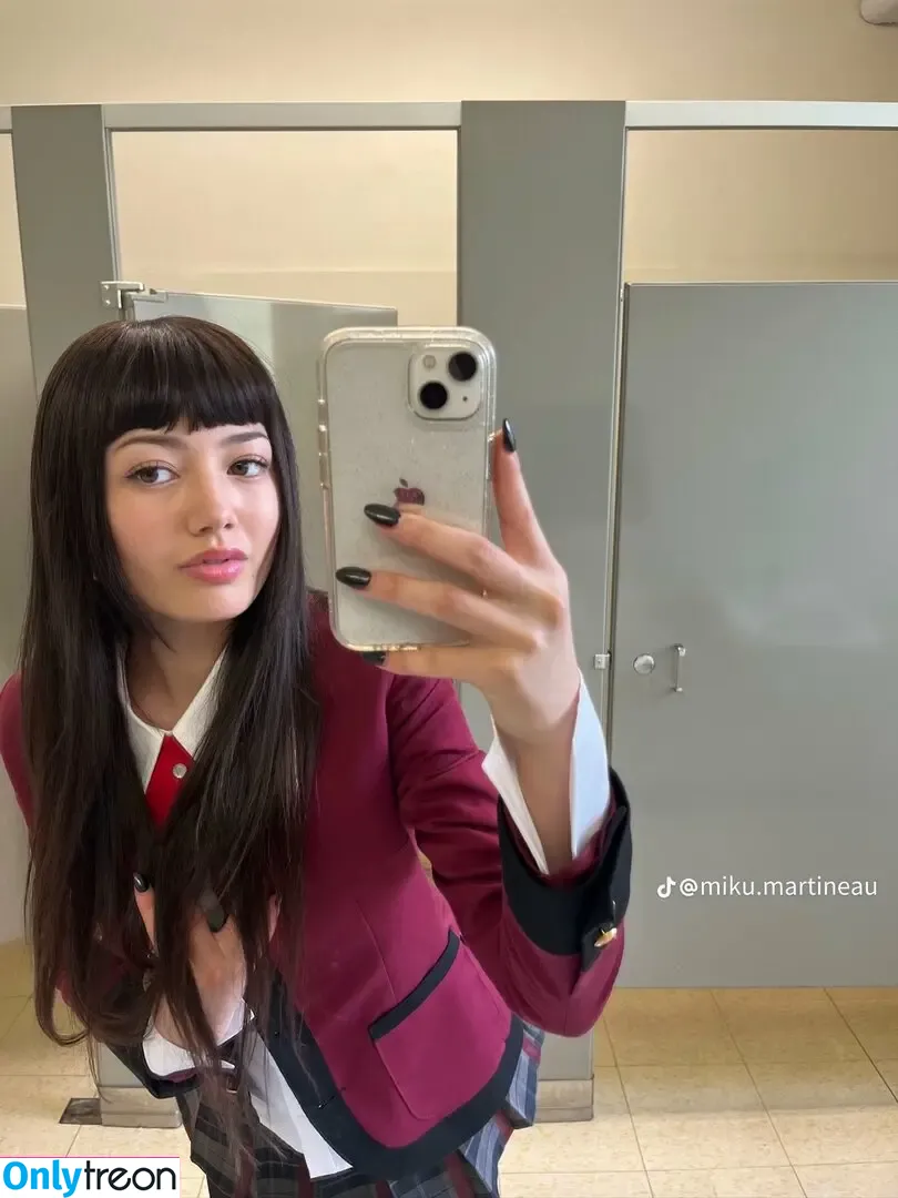 Miku Martineau голая photo #0064 (miku.martineau)