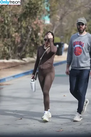 Mila Kunis / MilaKunisv / milakunis / milalkunis nude photo #0905