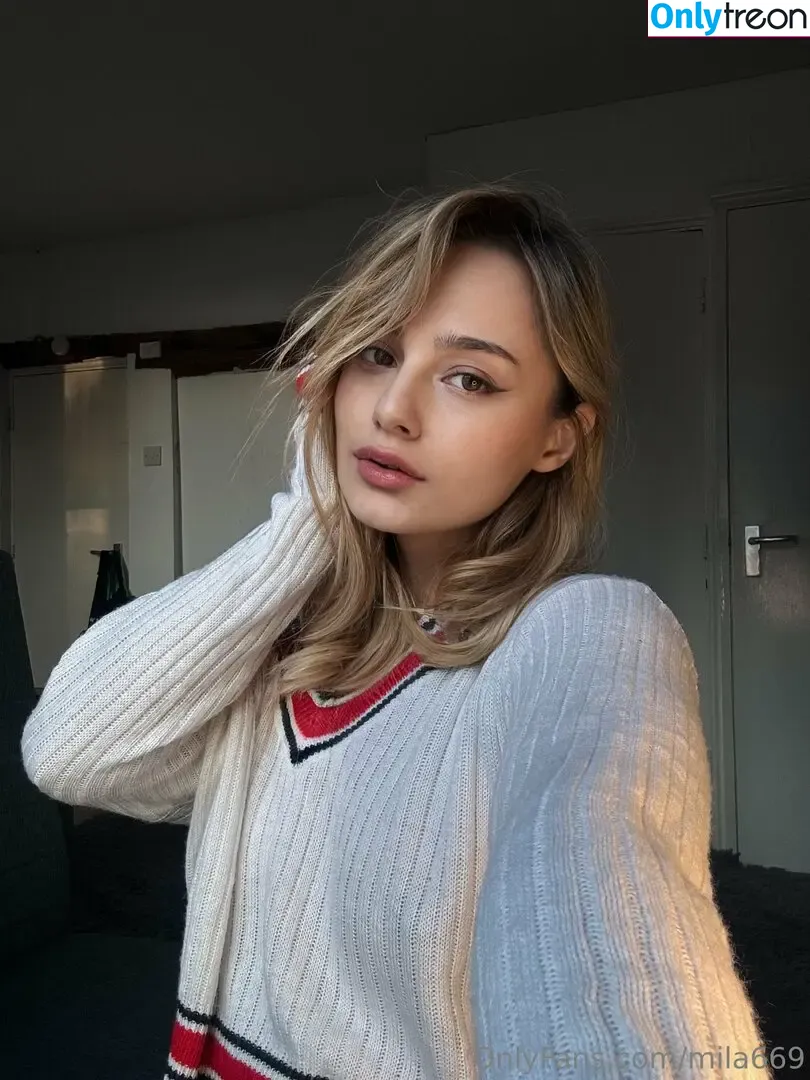 mila669 голая photo #0010 (mila669__ / milsmilsmia)
