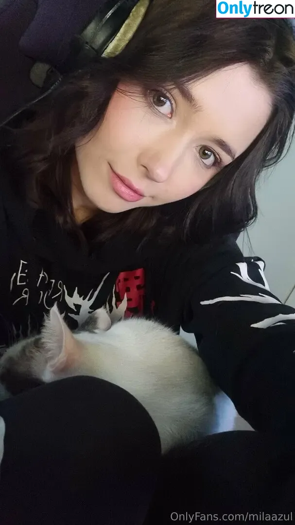 milaazul голая photo #0104 (victorialocalrebel)
