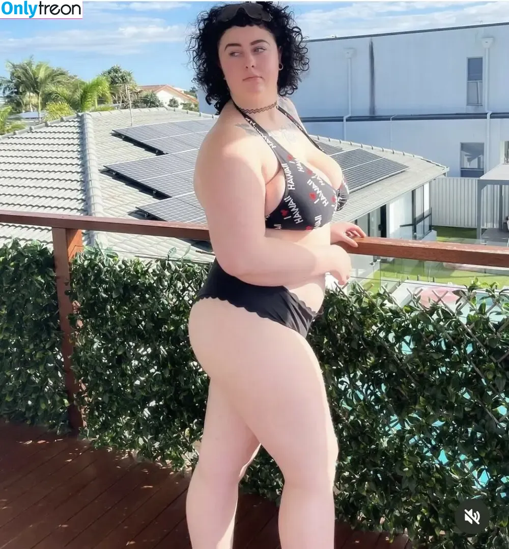 milabloomoo nude photo #0206 (m1labl00m)
