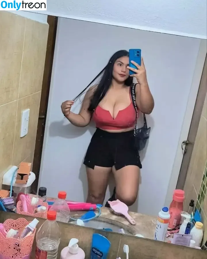 Milagros Ruiz Diaz nude photo #0008 (milaaagros_rd)