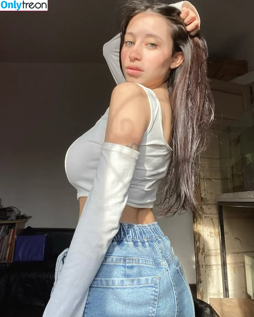 Milagros Seghi nude photo #0005 (milagros_seghi)