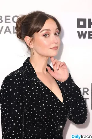 Milana Vayntrub / AT&T Girl / mintmilana фото голая #0745