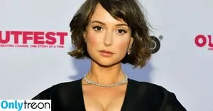 Milana Vayntrub / AT&T Girl / mintmilana фото голая #0751