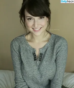 Milana Vayntrub / AT&T Girl / mintmilana nude photo #0786
