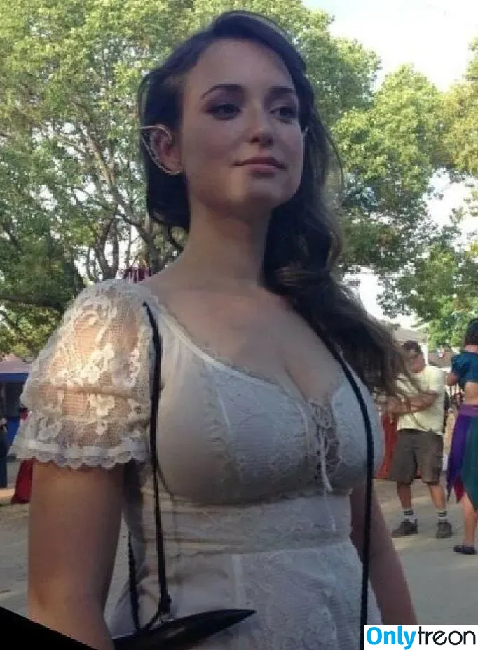 Milana Vayntrub nude photo #0168 (AT&T Girl / mintmilana)