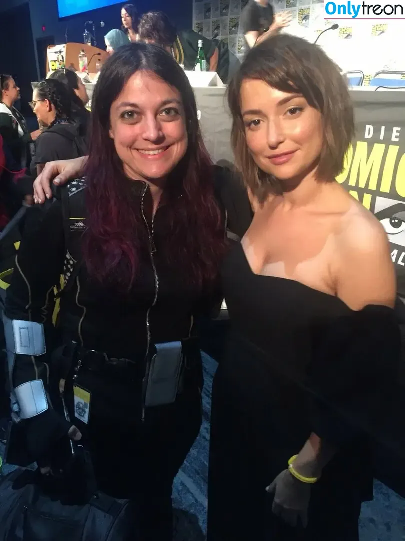 Milana Vayntrub голая photo #0431 (AT&T Girl / mintmilana)