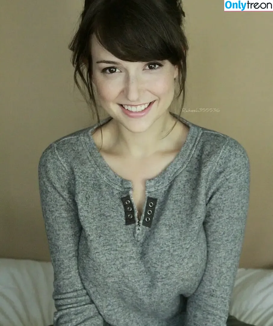 Milana Vayntrub nude photo #0786 (AT&T Girl / mintmilana)