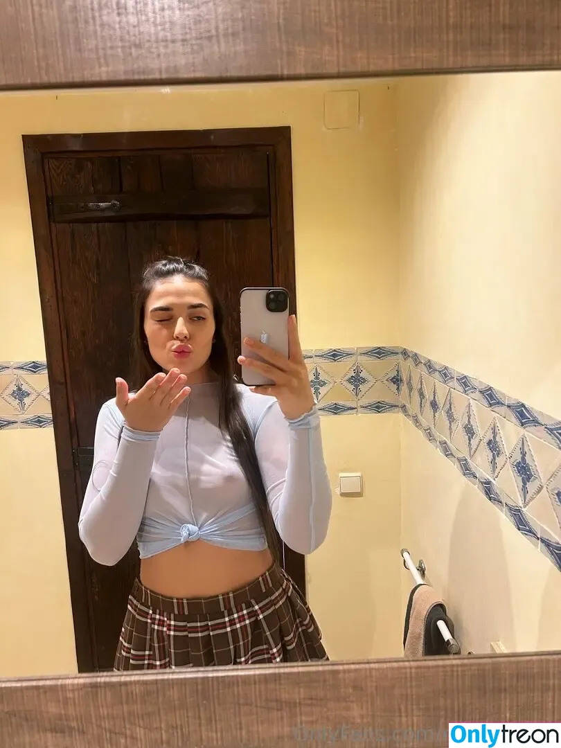 milancheek nude photo #0017 (milancheekx)