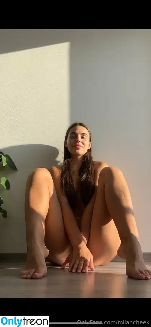 milancheek nude photo #0032 (milancheekx)