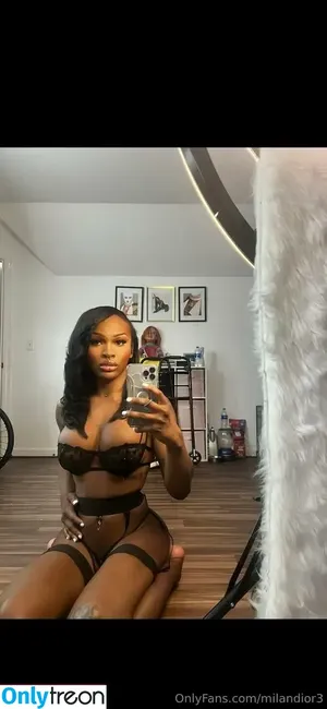 milandior3 / parisvalentinee nude photo #0204