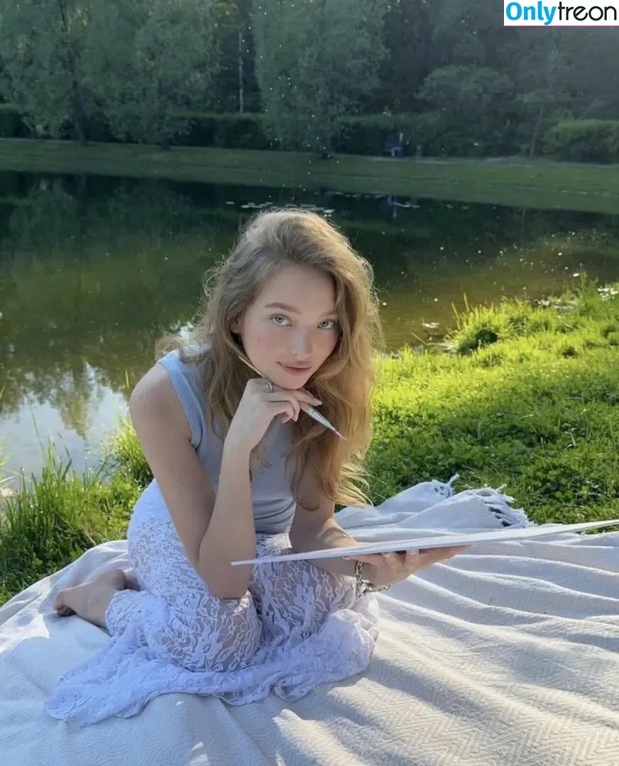 Milena Ioanna голая photo #0001 (imilenaioanna)