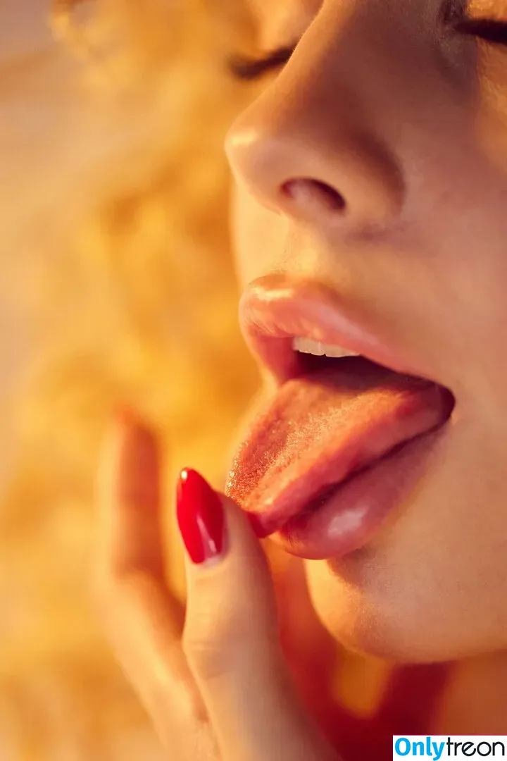 Milena Milyaeva голая photo #0161 (lyubovvomne / via.delapaz)