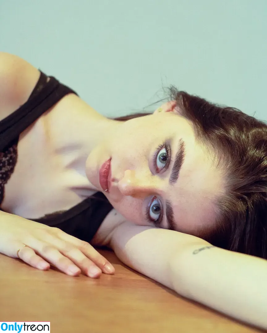 Milenafiscella nude photo #0017 (Milenafiscella)