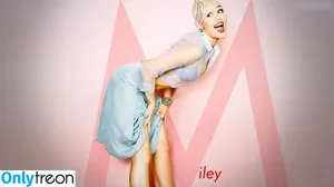 Miley Cyrus / MileyCyrus nude photo #4510
