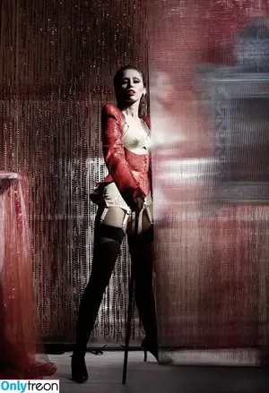 Miley Cyrus / MileyCyrus nude photo #5808
