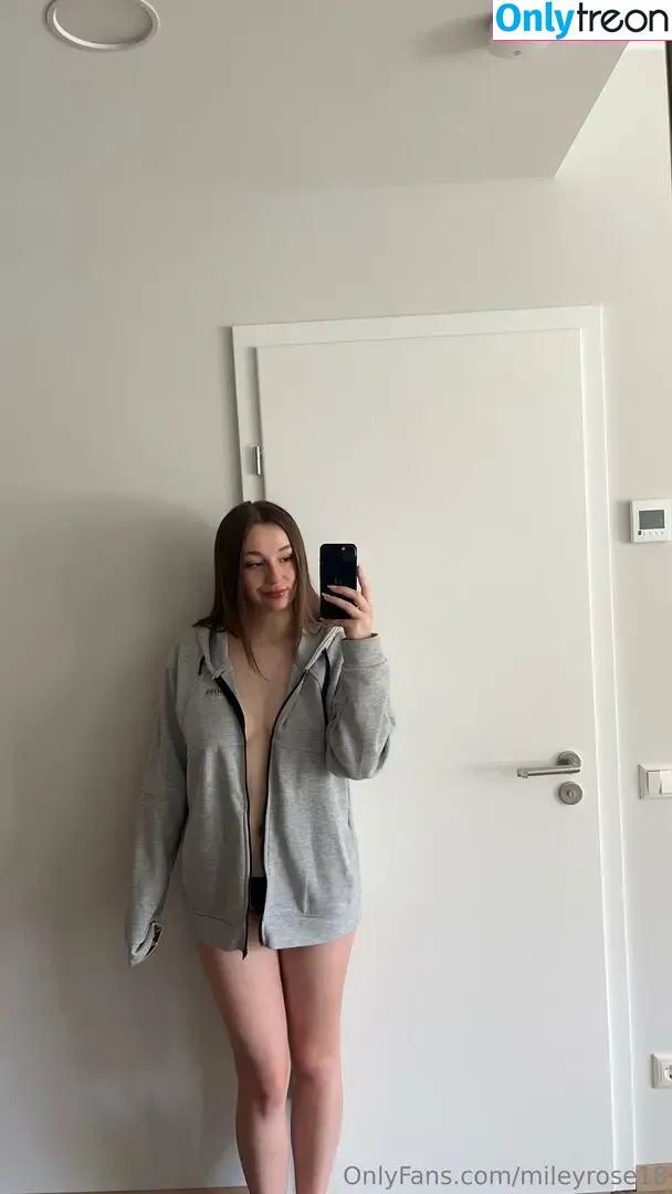mileyrosevip nude photo #0010 (mileyrose.priv)