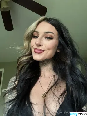 milfmoneyhoney / milfmoneyhoneyy / rhy_honeymoney фото голая #0047