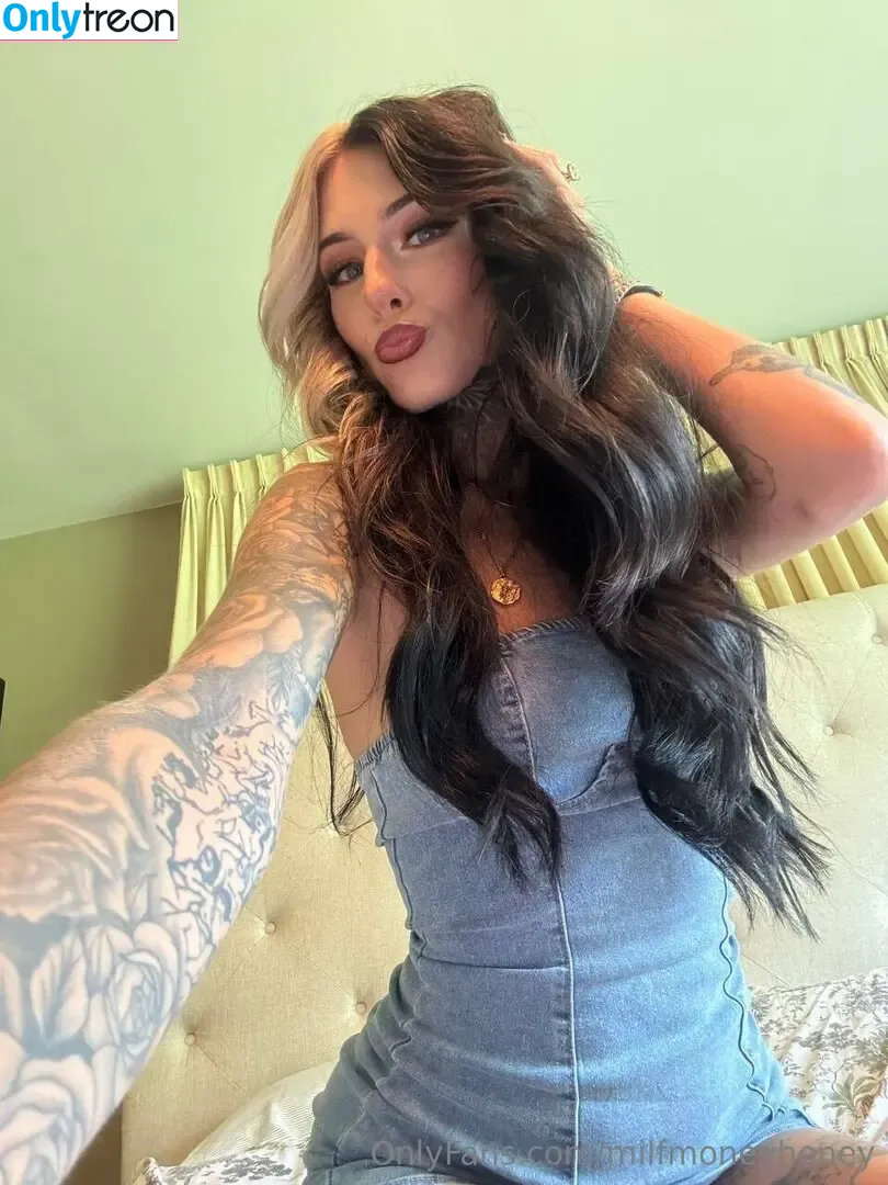 milfmoneyhoney nude photo #0099 (milfmoneyhoneyy / rhy_honeymoney)