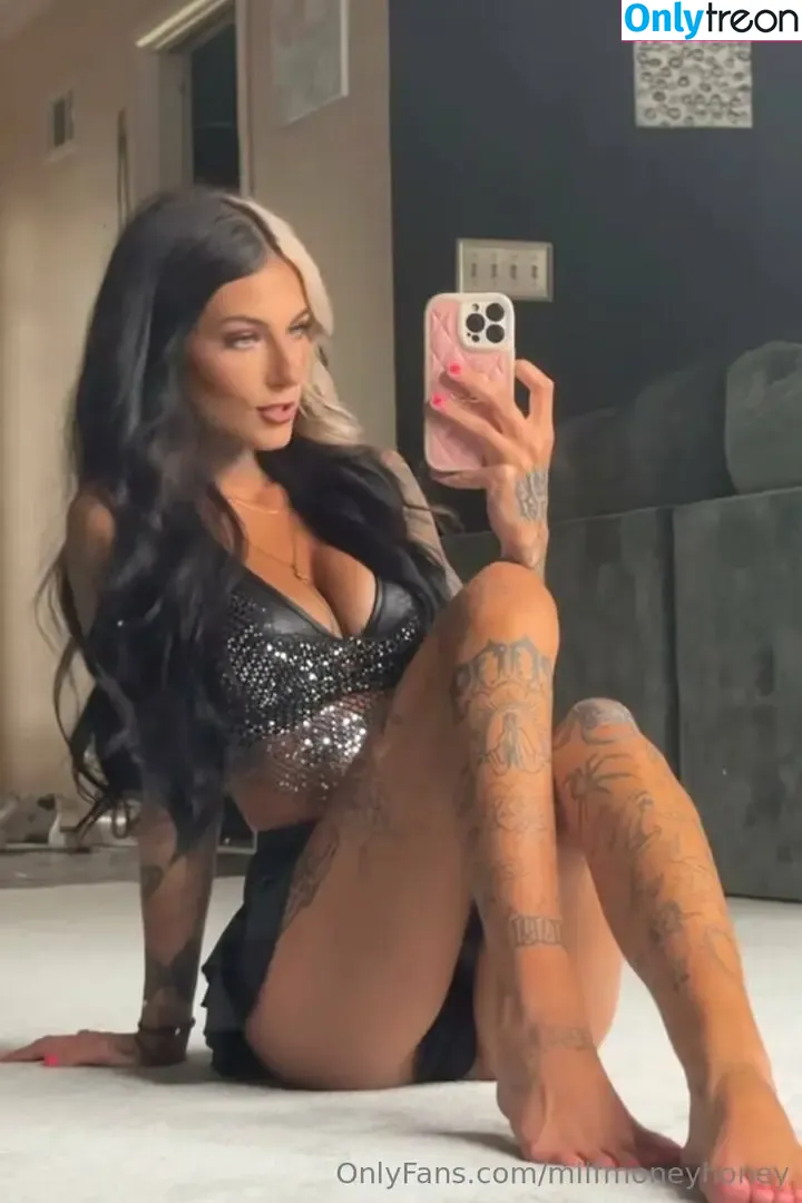milfmoneyhoney nude photo #0111 (milfmoneyhoneyy / rhy_honeymoney)